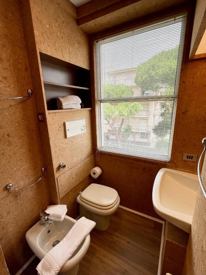 Casa Vacanze Il Veliero Apartment Bordighera Exterior photo